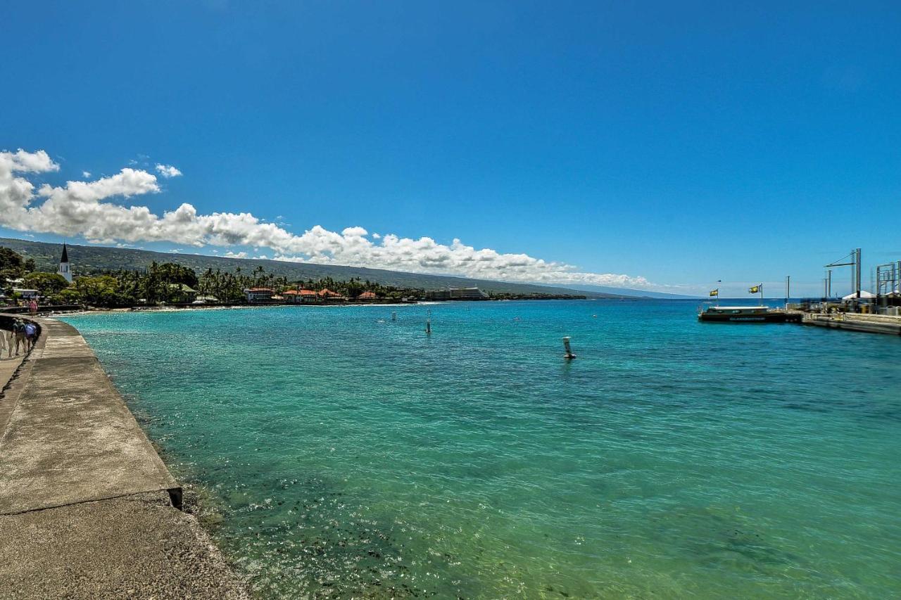 Downtown Air Conditioned Condo Walk To Beaches Kailua-Kona Exterior foto